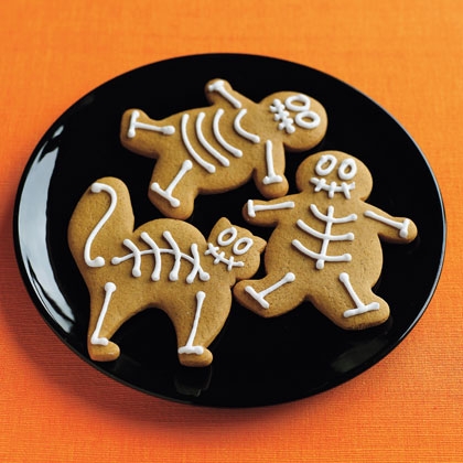 gingerbread skeletons