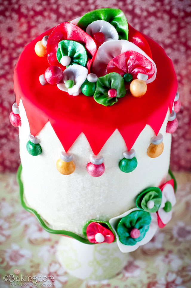 Eggnog Christmas Cake