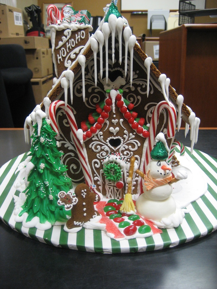 Gingerbread House 15